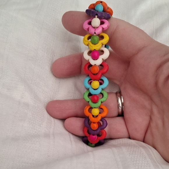Colorful Beaded Bracelet - Picture 3 of 5
